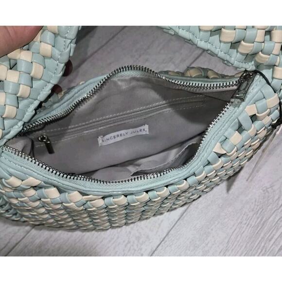 SINCERELY JULES White/Light Teal Woven Shoulder Bag NWT. 12x7" - Picture 5 of 7